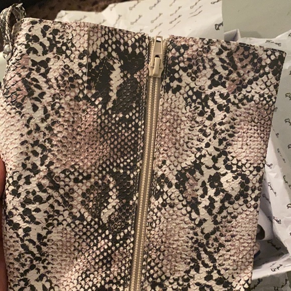 Qupid snakeskin boots size 8 - Picture 6 of 10